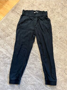 SO Lyocell Women’s high rise Navy cropped jogger M